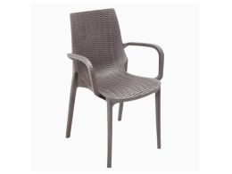Πολυθρόνα καρέκλα εξωτερικού χώρου από πολυπροπυλένιο με διάσταση 44x50x88cm σε cappuccino χρώμα.